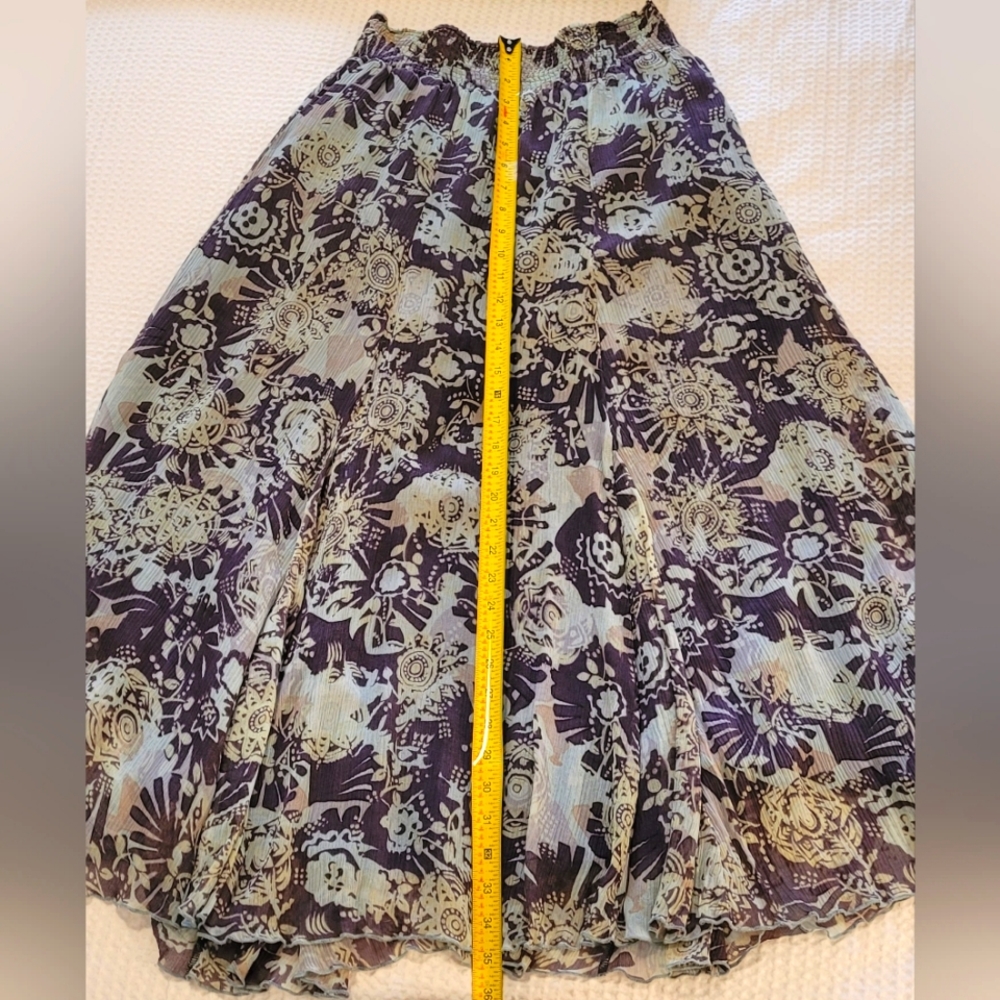 CAbi Long Gossamer Skirt in Size M. Floral with Blues & Purplish Brown. - Picture 7 of 10